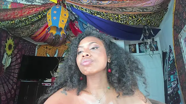 Snapshot of ElizaGrey_ chatting on 01.17.25 ElizaGrey  online show from 01.17.25