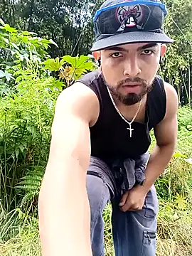 Snapshot of Ferchog5 chatting on 03.18.26 Ferchog5 online show from 03.18.26