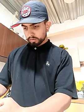 Snapshot of Ferchog5 chatting on 03.25.26 Ferchog5 online show from 03.25.26