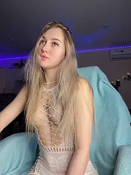 Good  Girl  online show from 04.10.26