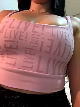 Snapshot of lupyta20 chatting on 10.16.25 lupyta20 online show from 10.16.25