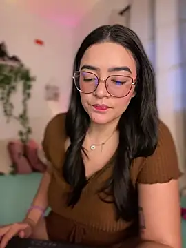 Lia flowers online show from 01.13.25