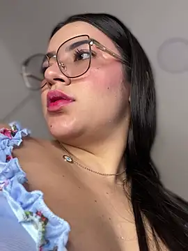 Lia flowers online show from 01.19.25