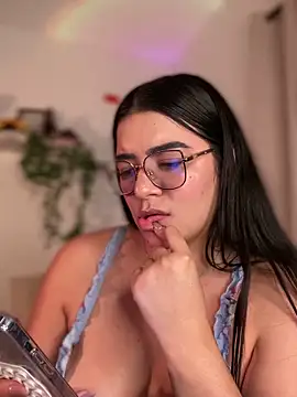 Lia flowers online show from 01.20.25