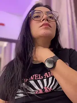 Lia flowers online show from 02.14.25