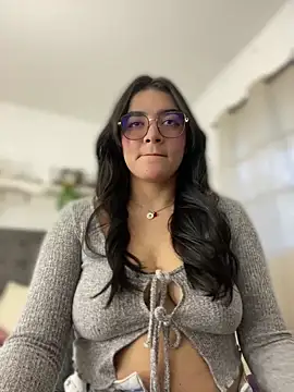 Lia flowers online show from 03.08.25