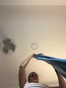 Lia flowers online show from 03.13.25