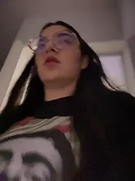 Lia flowers online show from 03.18.25