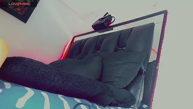 candy kendall online show from 04.23.26