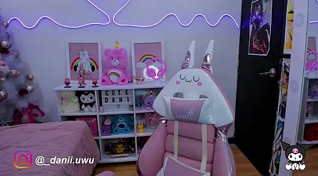 CuteDani  online show from 12.09.24