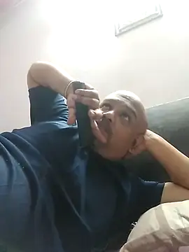 Dick 6inches online show from 03.02.25