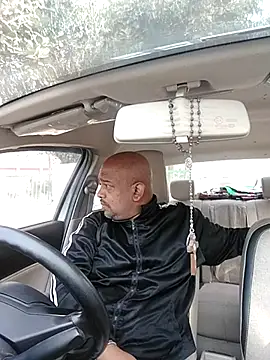 Dick 6inches online show from 03.09.25