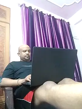 Dick 6inches online show from 09.10.25