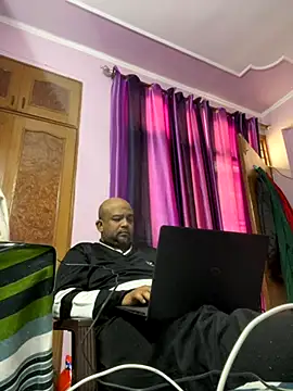 Dick 6inches online show from 11.29.25