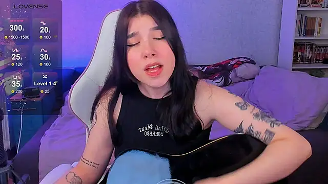 kellyharris online show from 12.21.24