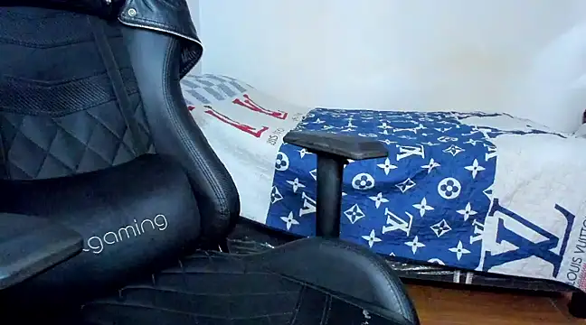 Tommy Bred online show from 02.26.25