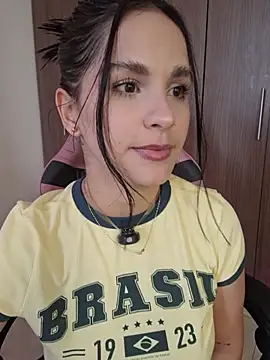Snapshot of heyshaa chatting on 06.19.26 heyshaa online show from 06.19.26
