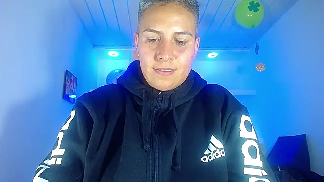 Snapshot of Yessi_rousse chatting on 03.21.25 Yessi rousse online show from 03.21.25