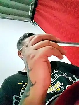 Snapshot of Yessi_rousse chatting on 11.02.25 Yessi rousse online show from 11.02.25