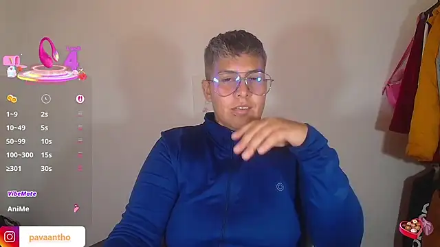 Snapshot of Yessi_rousse chatting on 11.11.25 Yessi rousse online show from 11.11.25