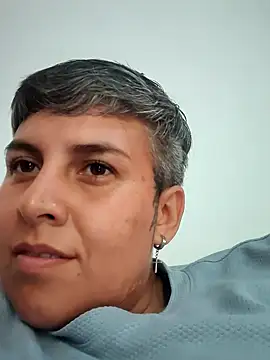 Snapshot of Yessi_rousse chatting on 02.24.26 Yessi rousse online show from 02.24.26