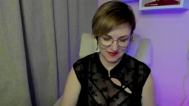 feliziaDesire online show from 06.25.26