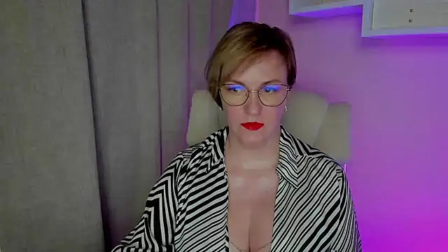 feliziaDesire online show from 08.05.26