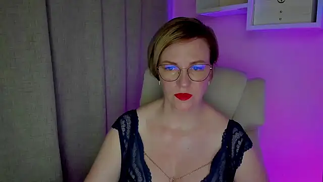 feliziaDesire online show from 08.06.26