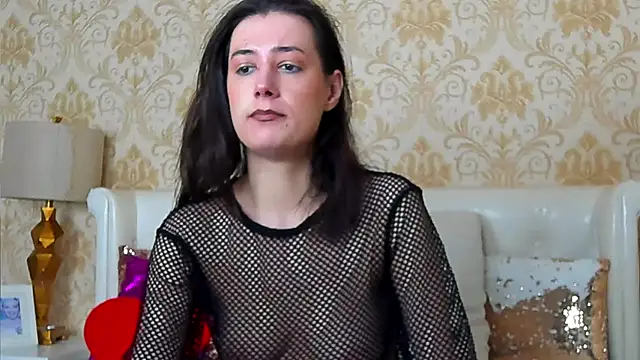 JuliaHunts online show from 01.08.26