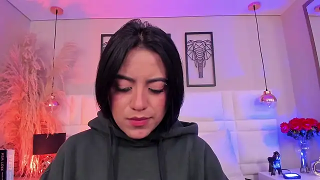 Rebeca jones online show from 11.21.25