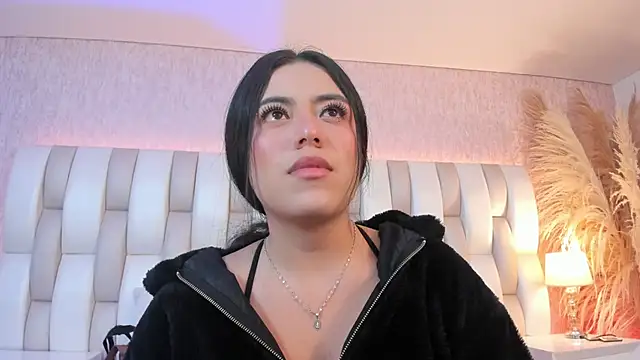 Snapshot of Rebeca_jones chatting on 04.01.26 Rebeca jones online show from 04.01.26