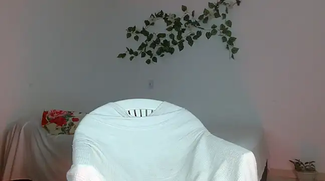 Nayade online show from 02.16.25