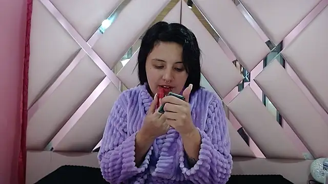 nathaly low1 online show from 11.21.25