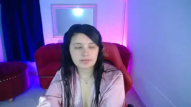 Snapshot of nathaly_low1 chatting on 06.22.26 nathaly low1 online show from 06.22.26