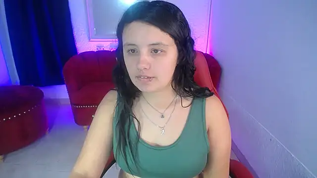 Snapshot of nathaly_low1 chatting on 06.26.26 nathaly low1 online show from 06.26.26