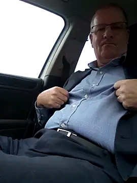 stiffandlubedxh online show from 02.18.25