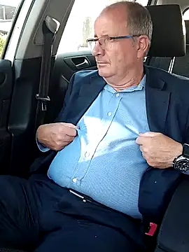 stiffandlubedxh online show from 03.17.25