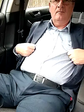 stiffandlubedxh online show from 09.29.25