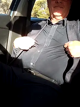 stiffandlubedxh online show from 11.12.25