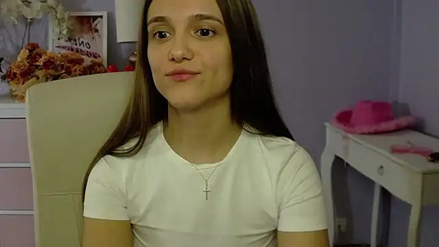 Snapshot of dirtyxEmily chatting on 03.22.25 dirtyxEmily online show from 03.22.25