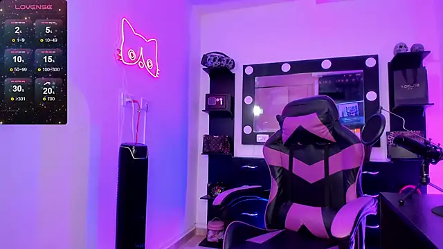 miss kitty online show from 02.22.26