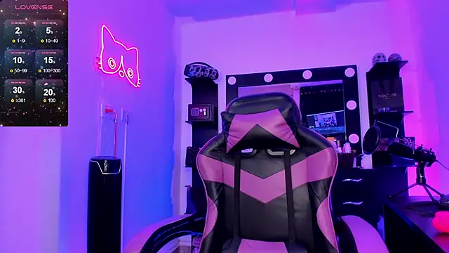 miss kitty online show from 04.01.26