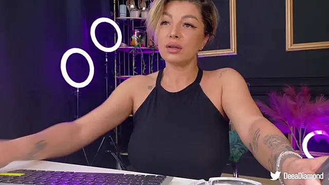 DeeaDiamondd online show from 03.09.25