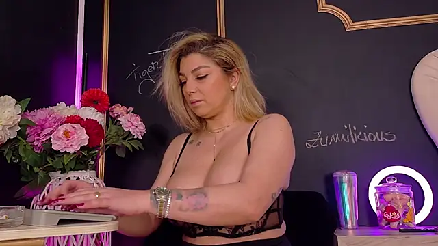 DeeaDiamondd online show from 01.09.26