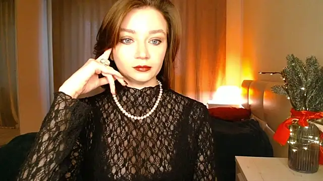 Shadow Passion online show from 12.14.25