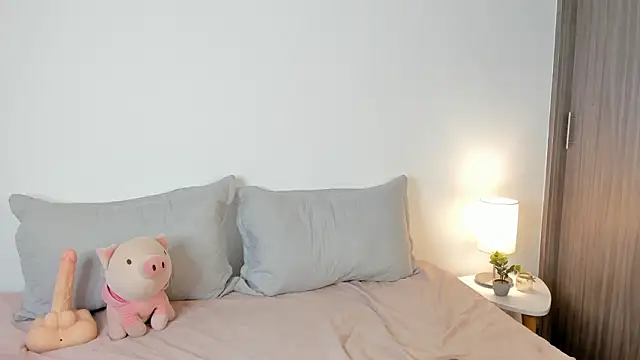 Kattycollinss1 online show from 02.26.26