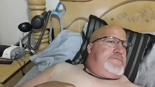 Bigbear0563 online show from 09.21.25