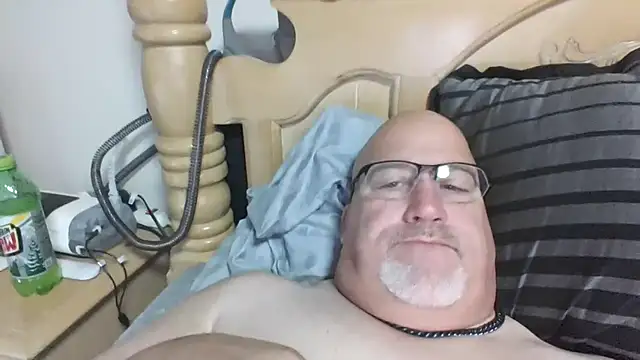 Bigbear0563 online show from 10.30.25