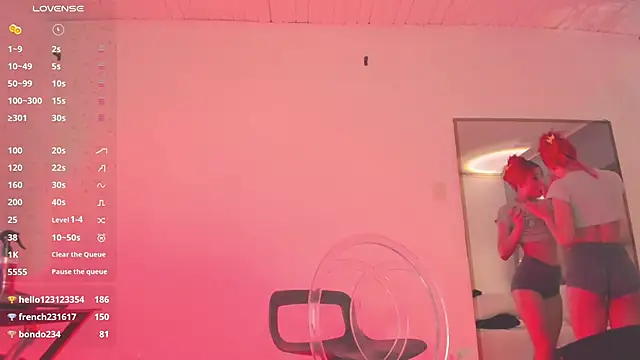 Emmily Savage online show from 02.06.25