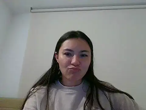 Snapshot of _andygirl chatting on 04.23.26 andygirl online show from 04.23.26